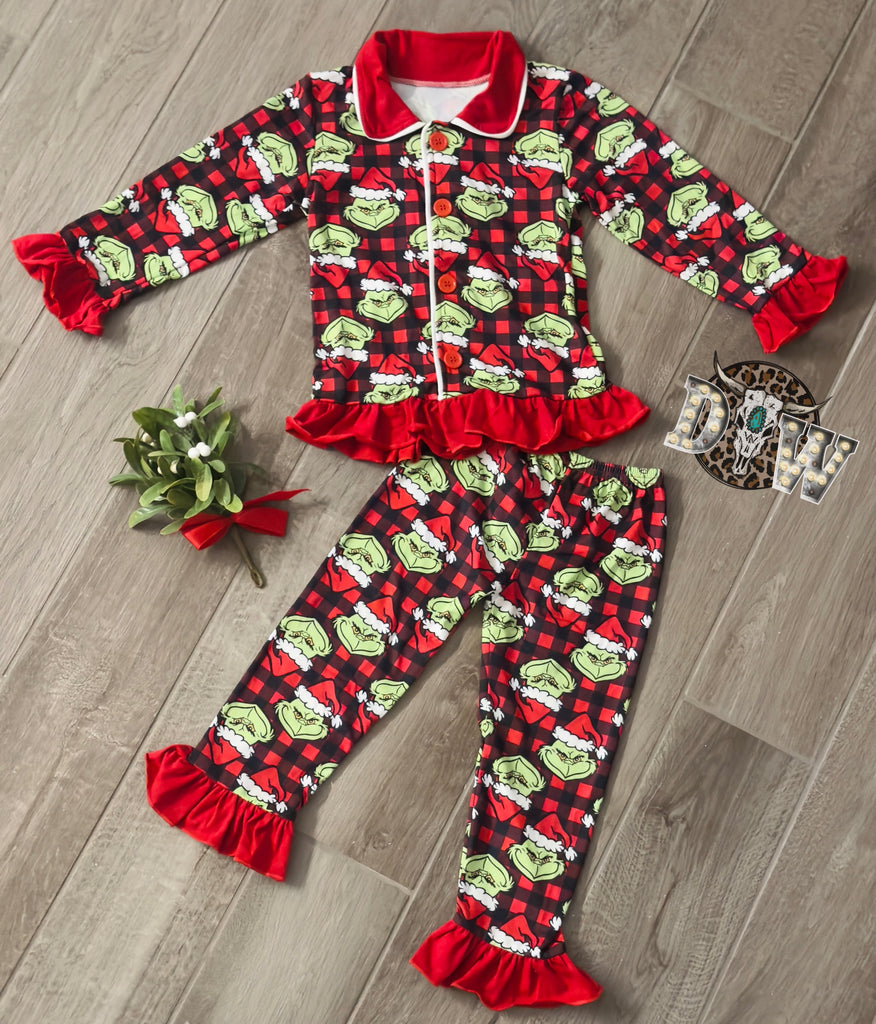 Girls Grinch Buffalo Plaid Pajama Set – Double Take Western Boutique