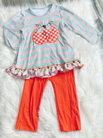 Pumpkin D Monogram Grey Aqua Stripe Set - Nico Bella Boutique 