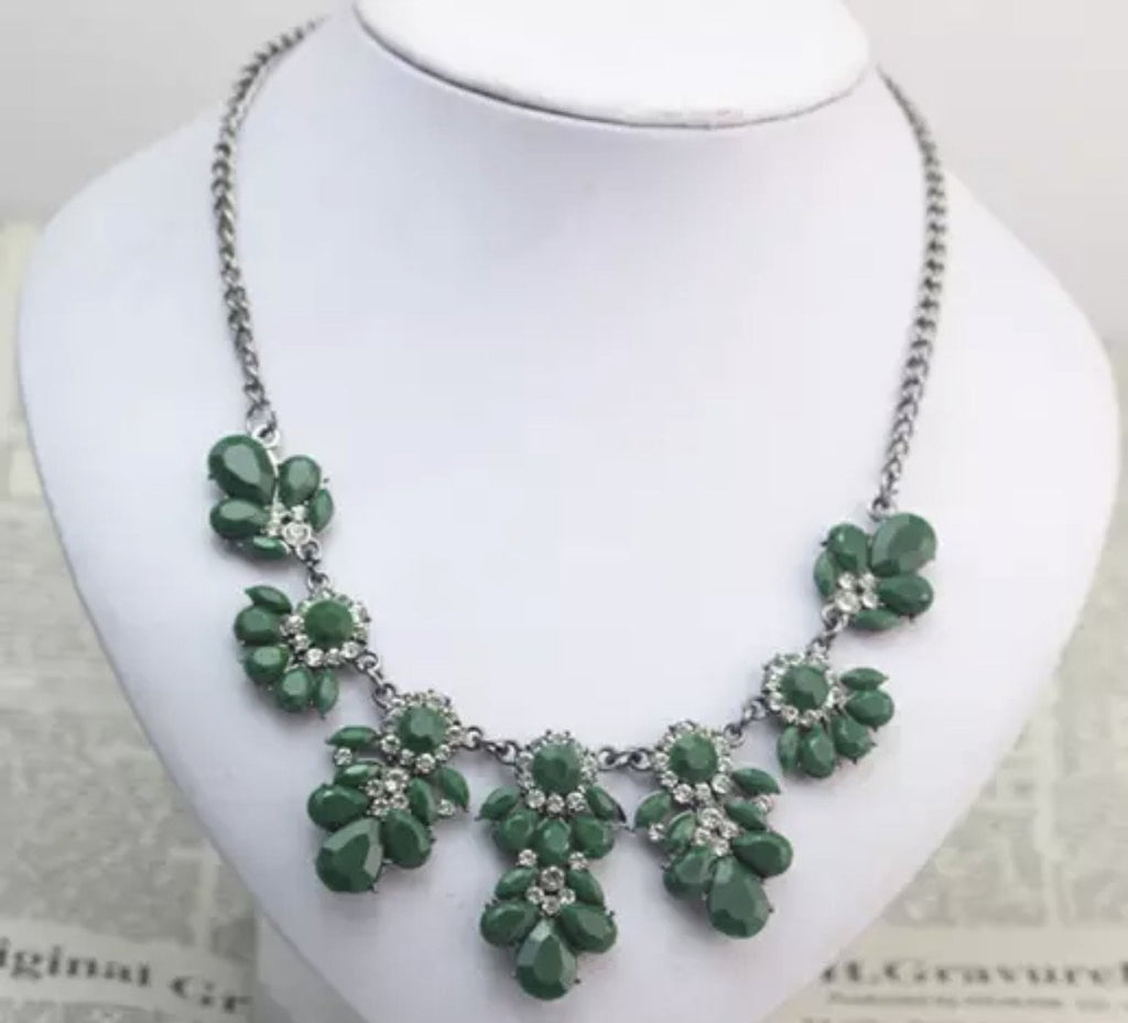 Green Gem Statement Necklace - Nico Bella Boutique 