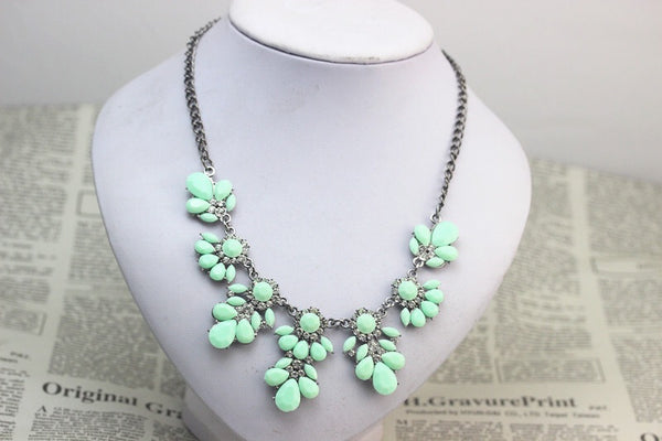 Mint Gem Statement Necklace - Nico Bella Boutique 